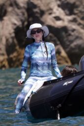 Anne Hathaway Embraces Riviera Chic on Amalfi Coast, July 6, 2025
