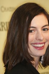 Anne Hathaway: Pre-Oscar Black-Tie Chic