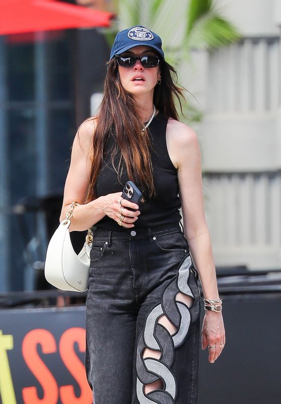 Anne Hathaway Unveils Edge in New York City, July 8, 2025