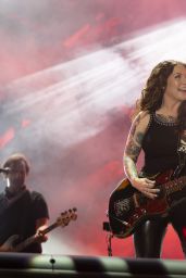 Ashley McBryde Commands CMA Fest with Dark Allure