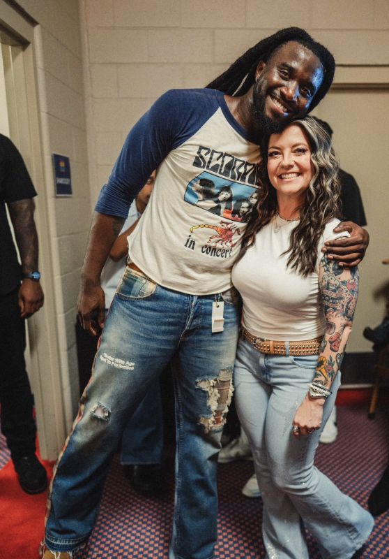 Ashley McBryde Rocks CMA Fest with Signature Edge