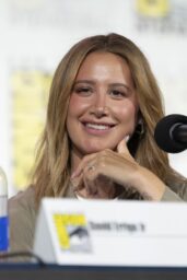 Ashley Tisdale's Comic-Con Chic: A Quiet Triumph