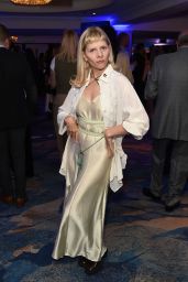 Aurora Unveils Ethereal Charm at Silver Clef Awards