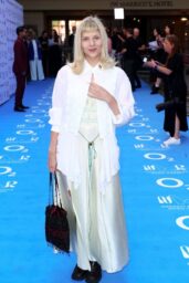 Aurora Unveils Ethereal Charm at Silver Clef Awards