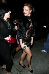 Britney Spears Unveils Lace-and-Fur Whimsy at Dominick’s – West Hollywood 2006