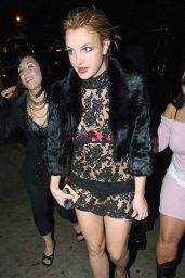 Britney Spears Unveils Lace-and-Fur Whimsy at Dominick’s – West Hollywood 2006