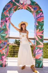 Charlotte Bickley Debuts Citrus Garden Glam at Bounce Beach – July 2025