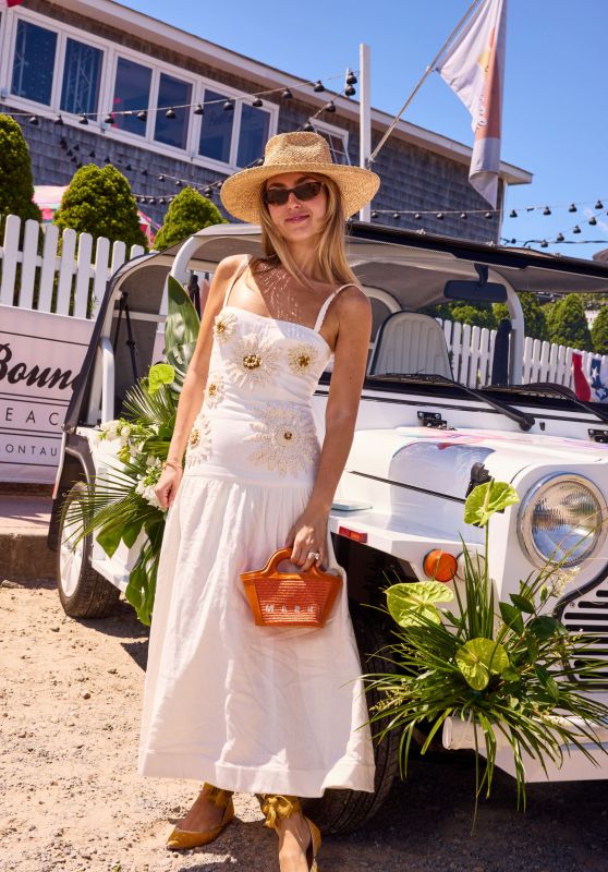 Charlotte Bickley Debuts Citrus Garden Glam at Bounce Beach – July 2025