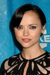 Christina Ricci Unveils Gothic Cut-Out Glam at 2009 Scream Awards