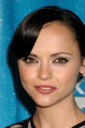 Christina Ricci Unveils Gothic Cut-Out Glam at 2009 Scream Awards