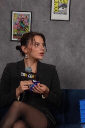 Dafne Keen & Sophie Nélisse: Redefining Power Chic at Comic-Con 2025