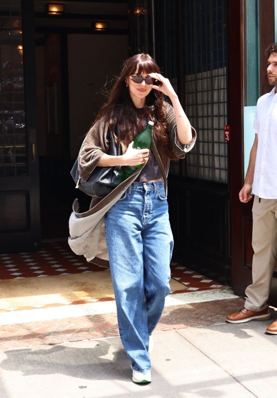 Dakota Johnson Checks Out of Tribeca Hotel in NYC – July 11, 2025