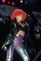 Dannii Minogue - Capital Radio Xmas Party 1991