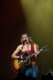 Dasha Electrifies Paris with Epic Concert Performance