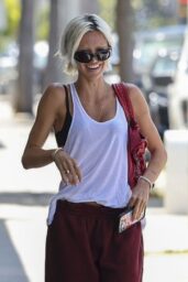 Delilah Hamlin Debuts Chic Bob on L A Stroll