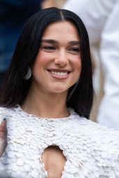 Dua Lipa Embraces Avian Couture at Schiaparelli’s Paris Show June 2025