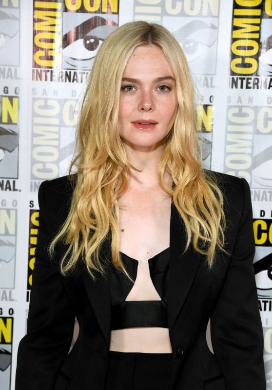 Elle Fanning Unveils Whiplash Chic at 2025 Comic-Con Panel