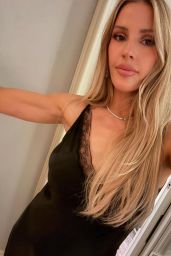 Ellie Goulding Embraces Understated Glamour