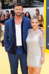 Elsa Pataky Dazzles in Sheer Sparkle at "Limitless" Premiere