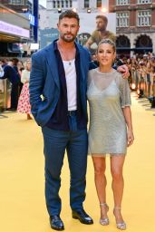 Elsa Pataky Dazzles in Sheer Sparkle at "Limitless" Premiere