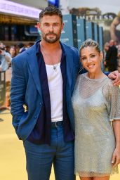 Elsa Pataky Dazzles in Sheer Sparkle at "Limitless" Premiere