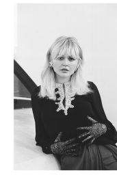 Emily Alyn Lind