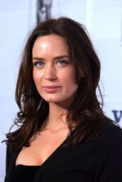 Emily Blunt Channels Classic Elegance at BAFTA Tea Party – Beverly Hills, Jan 14, 2007
