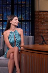 Emily Ratajkowski Debuts Gucci’s Python Revival on Seth Meyers