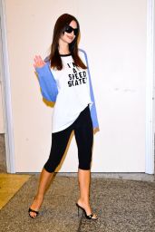 Emily Ratajkowski Revives Capri Cool in NYC Press Sprint – June 2025