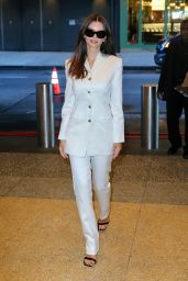 Emily Ratajkowski Unveils Crisp Suit Style in NYC
