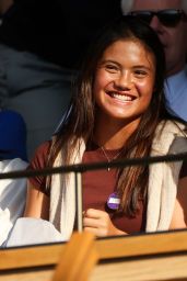 emma raducanu - attends a gentlemen