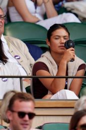 emma raducanu - attends a gentlemen