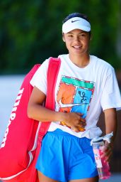 Emma Raducanu Debuts Bold Practice Look at Wimbledon