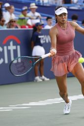 Emma Raducanu Debuts Peach Courtwear at DC Open Semifinal — July 26, 2025