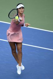 Emma Raducanu Defeats Kostyuk in Gritty Opener at DC Open 2025