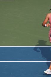 Emma Raducanu Defeats Kostyuk in Gritty Opener at DC Open 2025