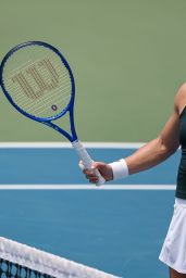 Emma Raducanu Triumphs in DC Quarterfinal
