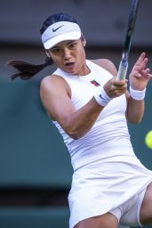 Emma Raducanu Victorious in Wimbledon Second Round