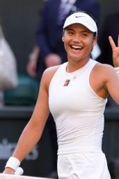 Emma Raducanu Victorious in Wimbledon Second Round