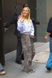 Freya Skye Embraces Camo-Chic Outside ABC Studios