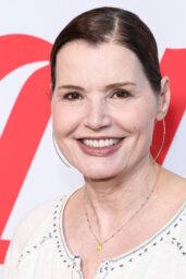 Geena Davis Debuts Chic Simplicity at 'Oh, Hi!' Screening