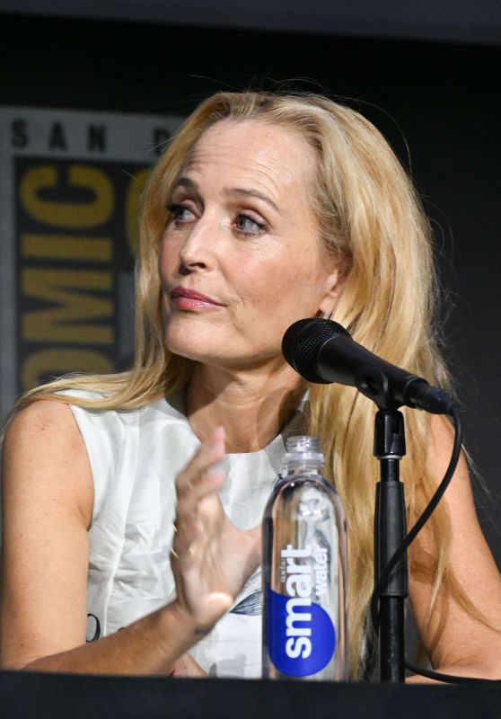 Gillian Anderson Attends Tron Ares Panel in Floral Futurism