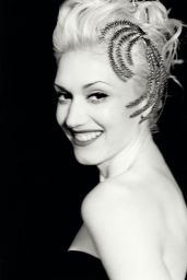 Gwen Stefani’s Paper Magazine Photoshoot – December 2002