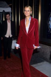 Gwyneth Paltrow's Velvet Power Play at MTV Awards