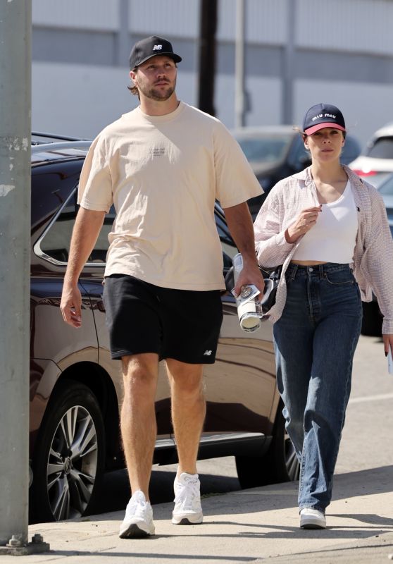 Hailee Steinfeld Unveils Wedding Band in Calabasas