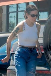 Halsey and Avan Jogia's Relaxed Gelson's Grocery Run in L A