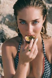 Heloise Huthart Embraces Summer in Chic Swimwear