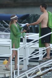 Hilary Swank black bikini Italy 2007