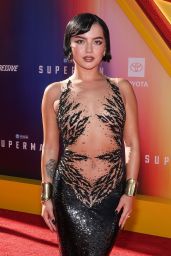 Isabela Merced Debuts Fierce Glamour at "Superman" Premiere