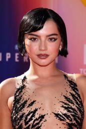 Isabela Merced Debuts Fierce Glamour at "Superman" Premiere